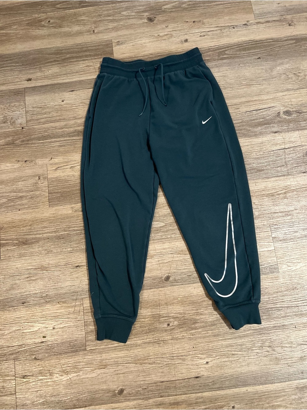 Nike Dri Fit One Women's High-Waisted 7/8 French Terry Graphic Trousers Medium